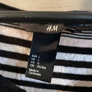 H&M striped t shirt size large women's